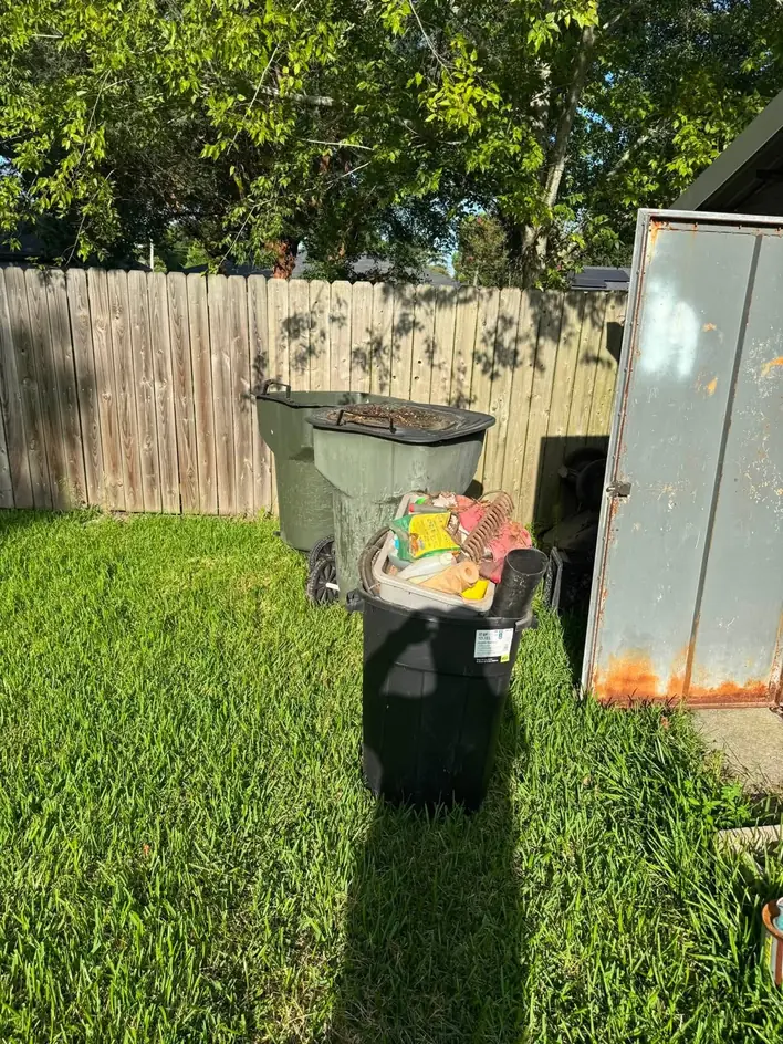 Yard debris hauled by Klutter Krewe in Southwest Louisiana, photo 4