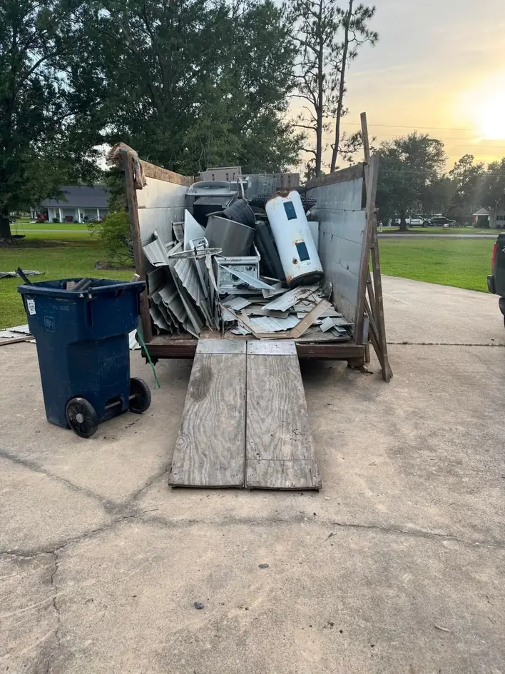Yard debris hauled by Klutter Krewe in Southwest Louisiana, photo 8